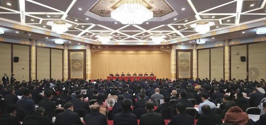 全国住房城乡建设会议在北京召开！2025将出台多项政策，包含资质等事项 工程造价资料封面
